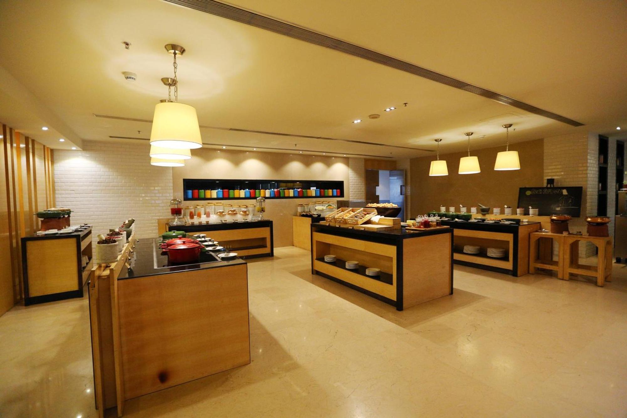 Fairfield By Marriott Bengaluru Rajajinagar Hotel Exterior foto